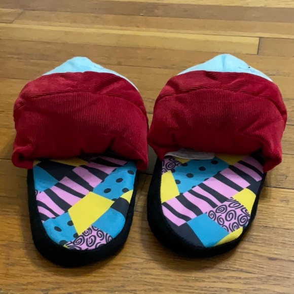 Disney Nightmare Before Christmas Sally Slippers Womens Size Medium - Picture 4 of 7